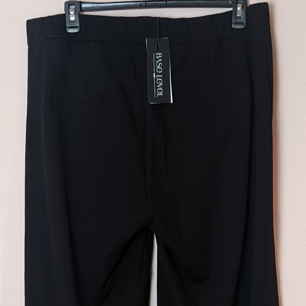 Base Level Curvy Arah Black Wide Leg Pants - Picture 5 of 12